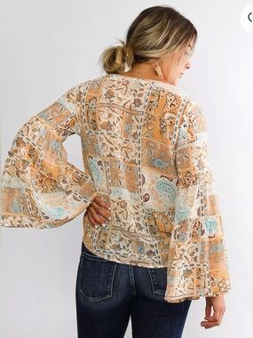 Daytrip paisley print surplice top - size XL from
Buckle